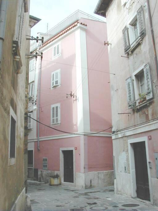 Apartment Tartini - Private Roof Terrace - Self Check-in Piran